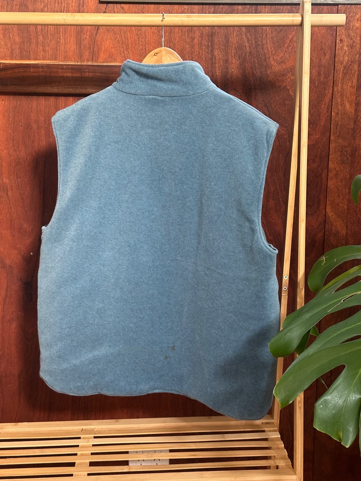 Funky fleece vest — image 4