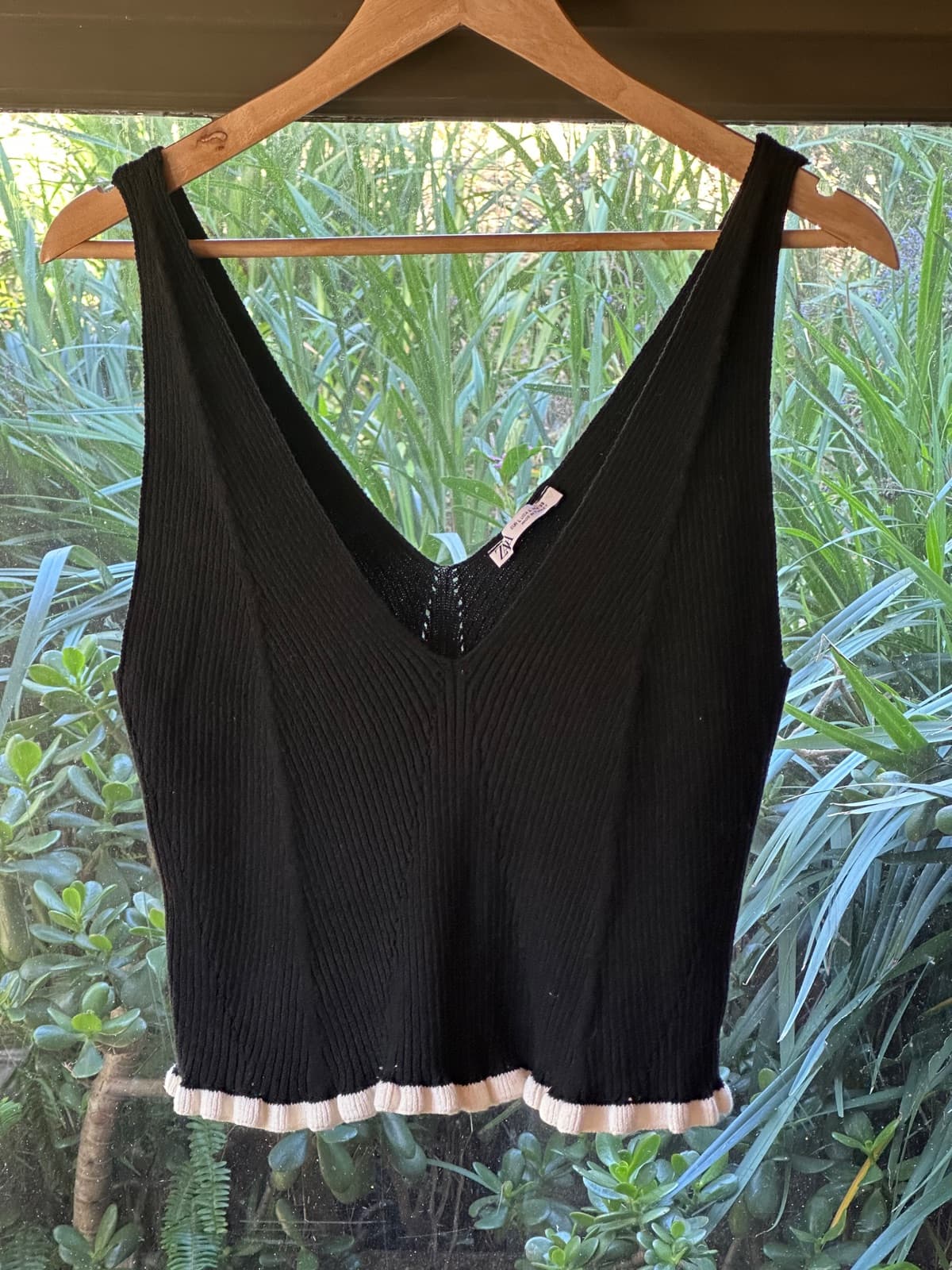 Zara black and white top