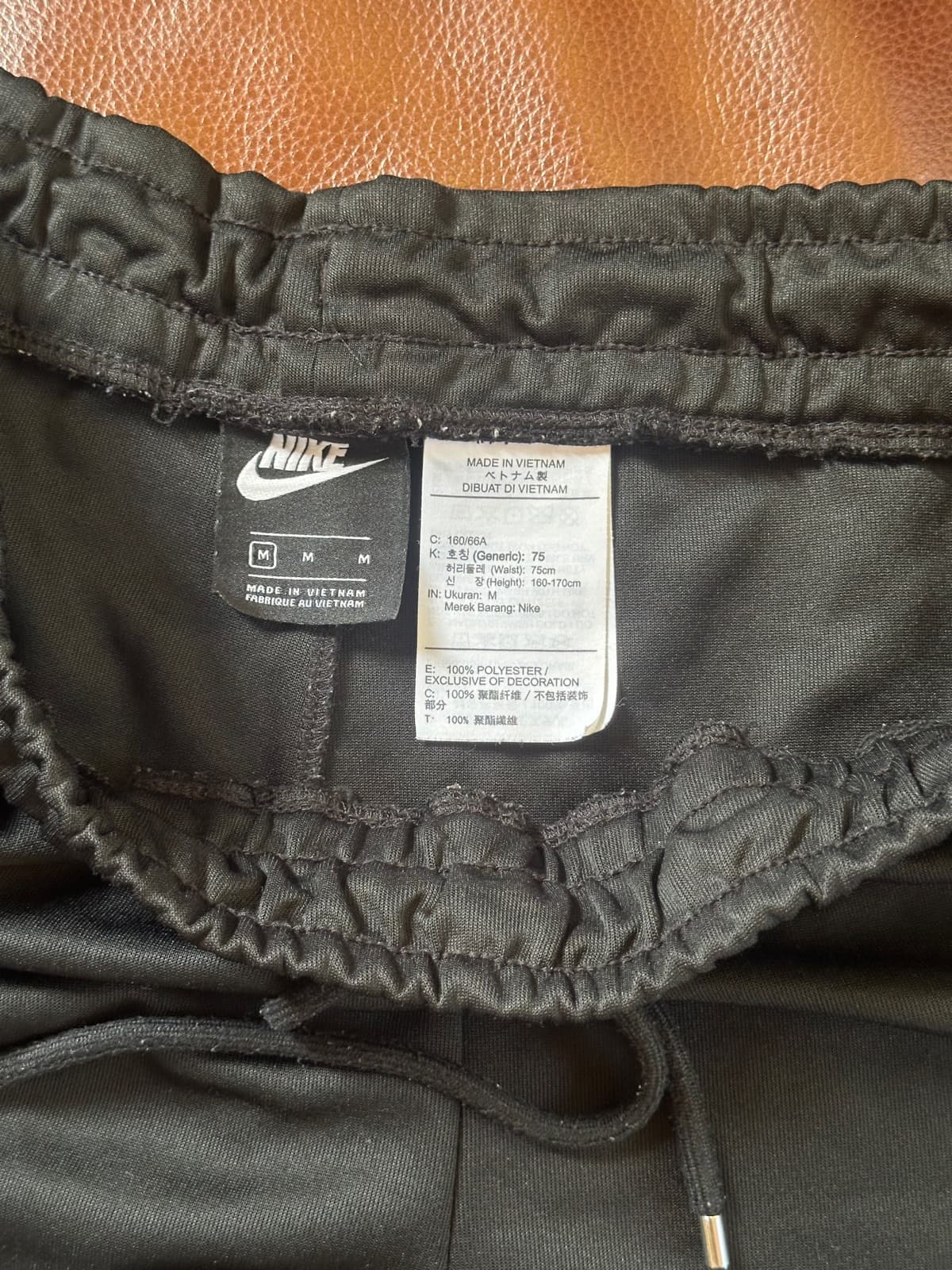 Nike track shorts β image 3
