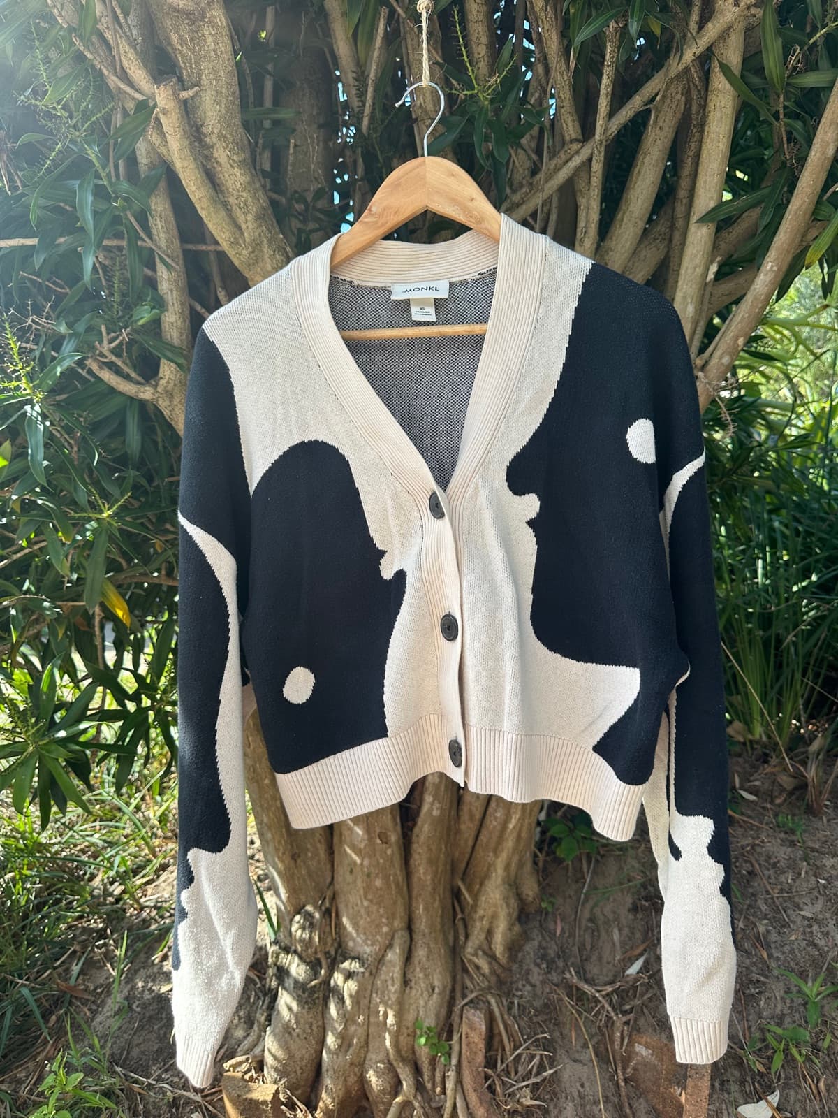 Cute black and white sweater