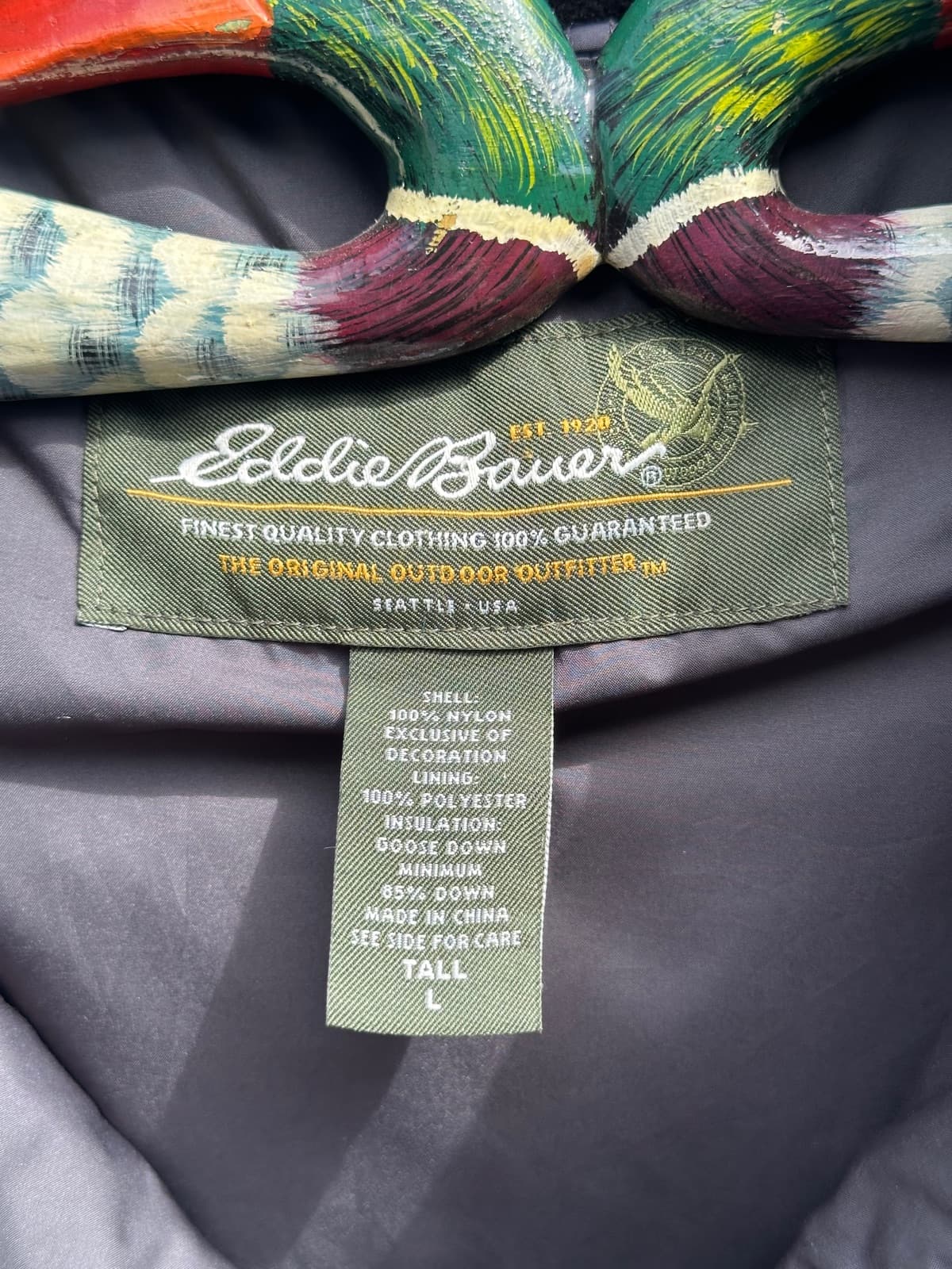 Eddie Bauer thick puffer vest — image 3