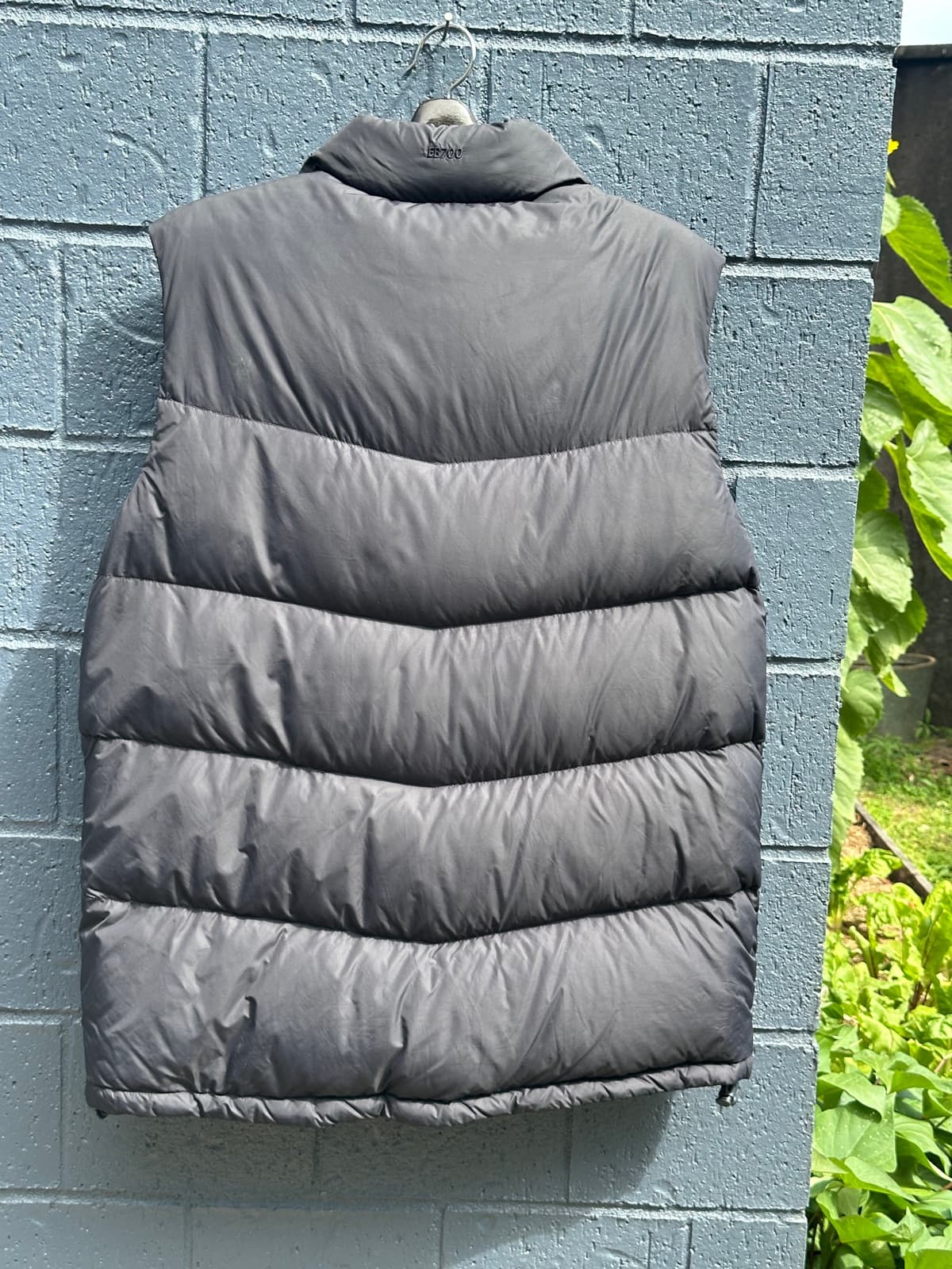 Eddie Bauer thick puffer vest — image 4