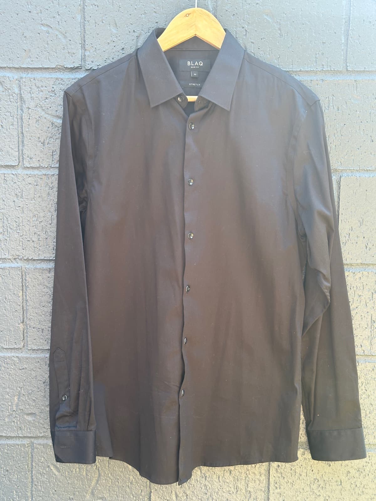 Blaq men’s dress shirt
