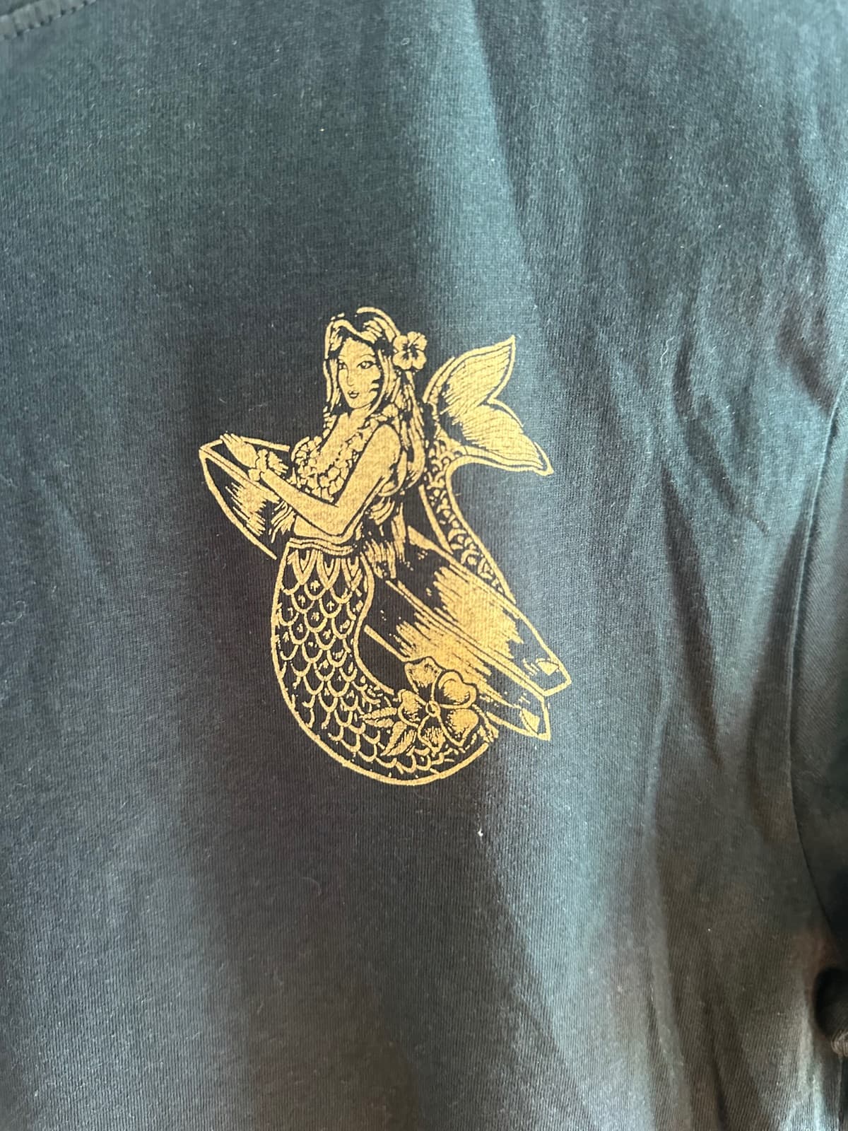 Mermaid surfer tee — image 2