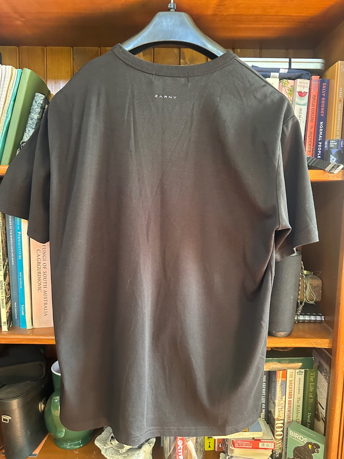Hakuba black tee — image 4