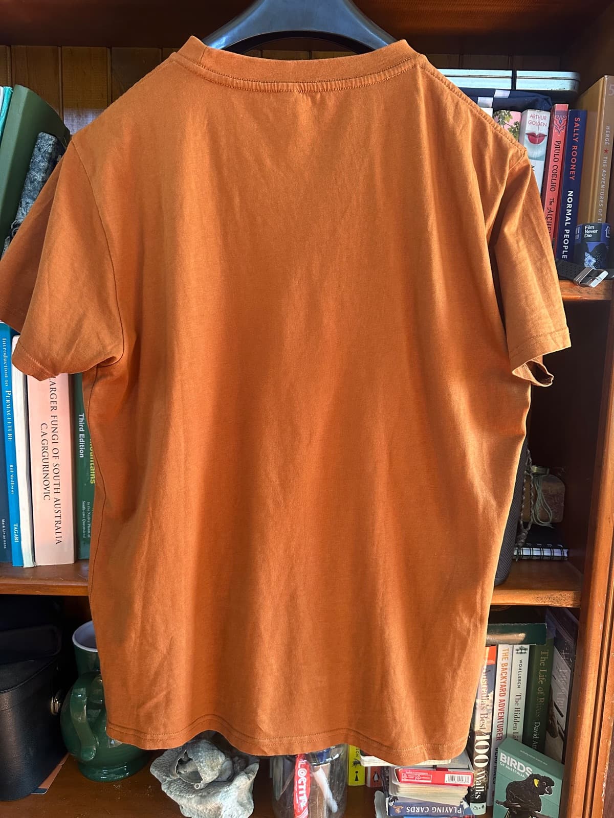 Cockatoo tee — image 4