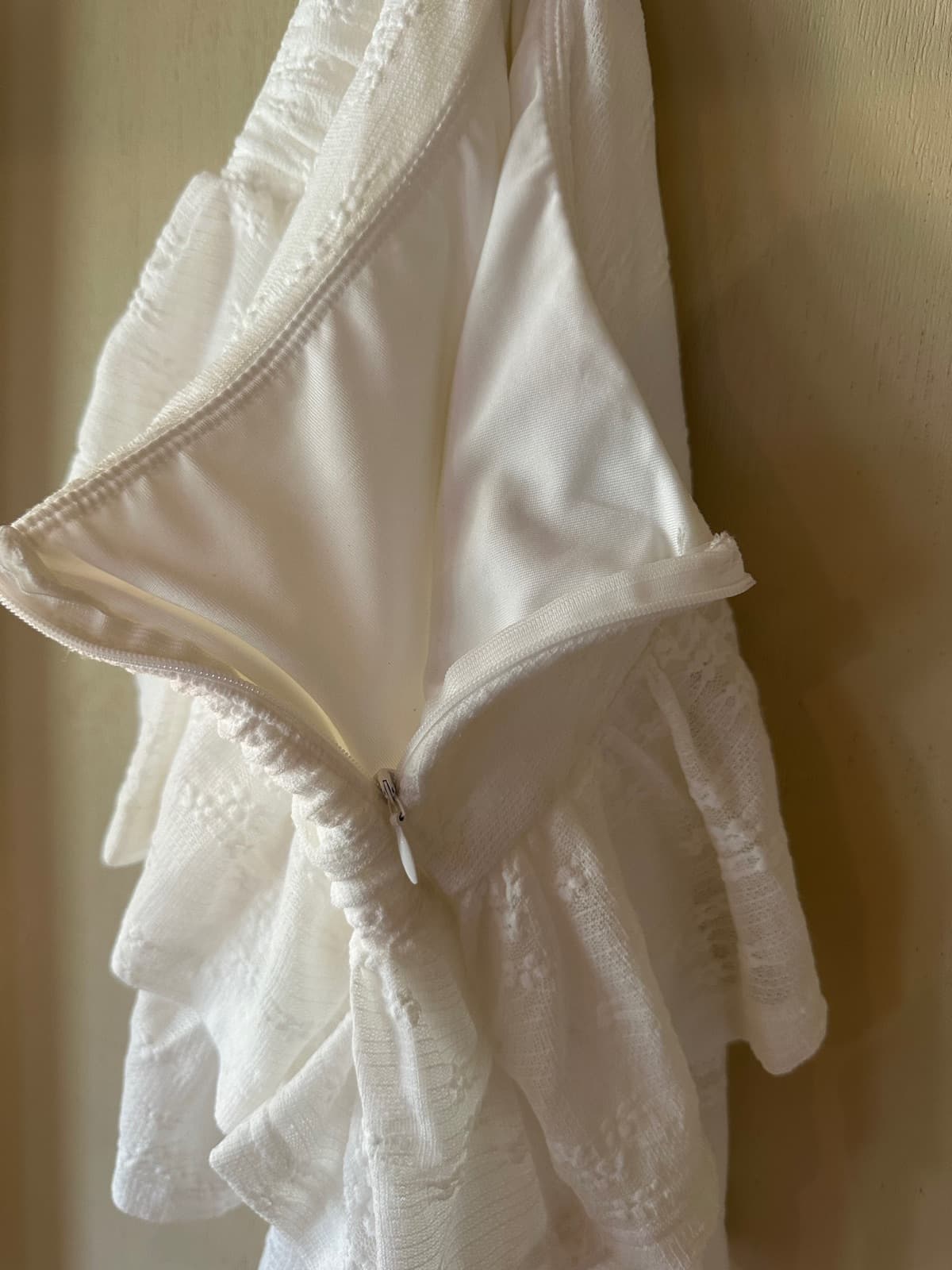 Y2K White Ruffle mini skirt — image 4